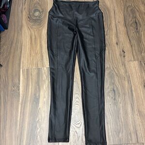 Yummie faux leather leggings -  medium